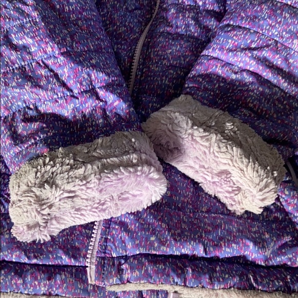 North face coat - Picture 3 of 3